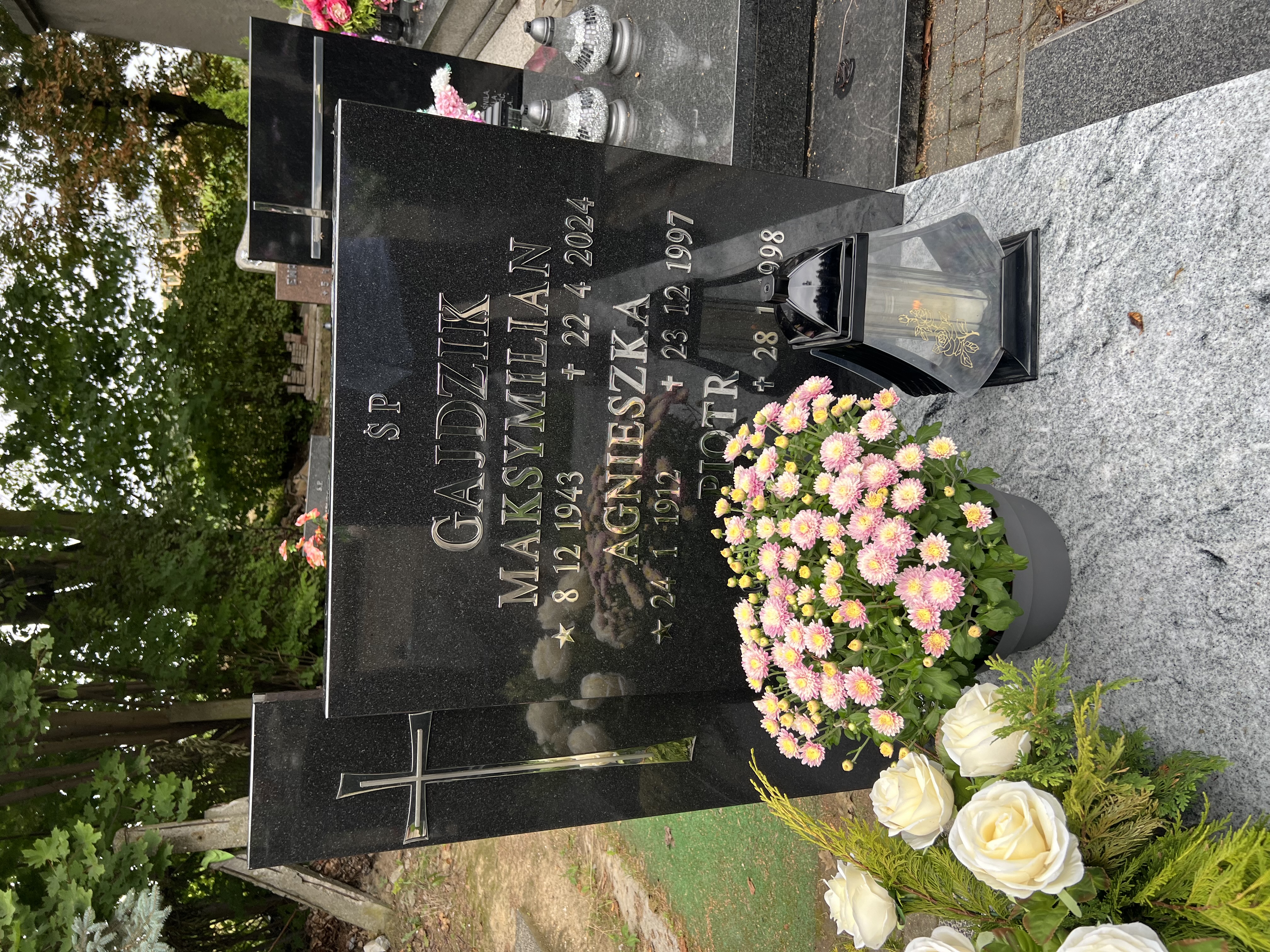 Grób Piotr Gajdzik